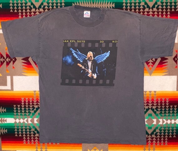 Kurt Cobain Angel Wings End of Music T 