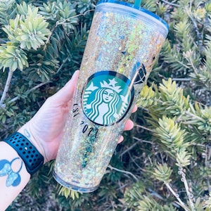 future Mrs glitter snowglobe tumbler, bride snowglobe tumbler, Mrs Starbucks cup, bride to be gift, gifts for bride to be,