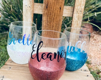 Glitter Wine Glass, personalized glitter wine glass, name wine glass, glitter glasses, wine glass with personalization, stemless wine glass