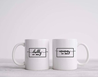 Mommy and Daddy Est 2024 coffee cup set, new mommy coffee mug, Christmas gift for mom, new mom and dad,  new parents gift set,