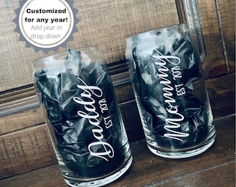 Mommy and Daddy Beer Can Glass set, new parents gift, mom beer glass, dad beer glass, beer can glass set,iced coffee, Christmas gift for mom