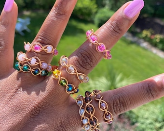 Anillo envuelto en alambre trenzado con cuentas / Color de cuentas de semillas personalizables / Alambre de plata u oro / Regalo personalizado resistente al deslustre