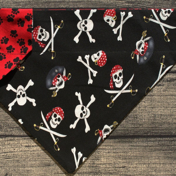 Pirate Dog Bandana-Over the Collar-Summer Vacation Florida Talk Like a Pirate Day Halloween Pirates des Caraïbes