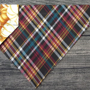Herbst kariertes Hundehalstuch - Bandana - Kürbis kariert kariert - Herbst