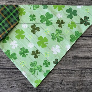 Dog hot sale charms bandanas