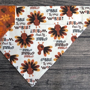 Thanksgiving hondenbandana - over de kraag - Gobble till you Wobble Herfst Turkije