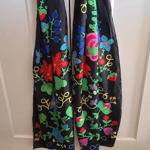 Long Scarf Design, Metis Scarf