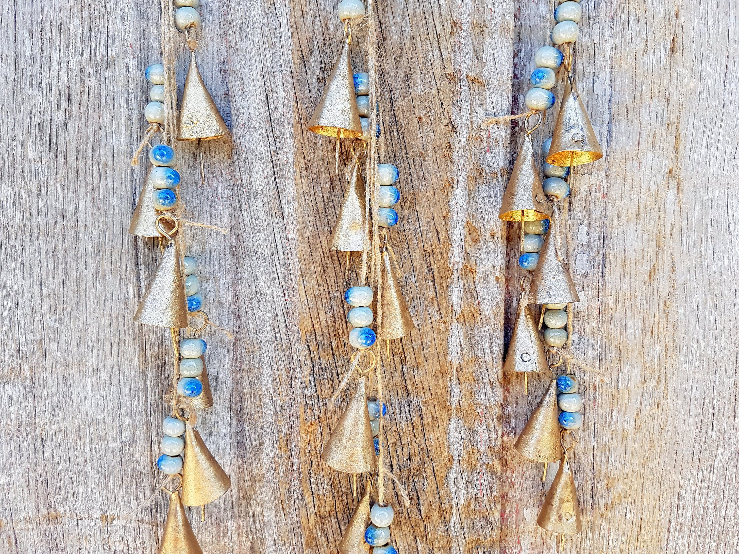 Best-Seller, Cloches sur Une Ficelle avec Perles Crépitantes en Céramique Bleue, Windchime, Cintre d
