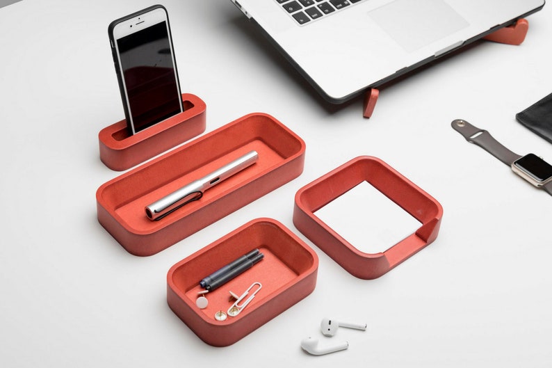 Red Desk Organizer Set Wood Desktop Organiser Pen Tray Memo Pad Holder Phone Stand Business Card Paper Clip New Job Gift