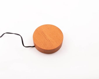 Kabelloses Qi Ladepad für iPhone und Samsung, Induktives Ladegerät aus Holz - Möbelintefle