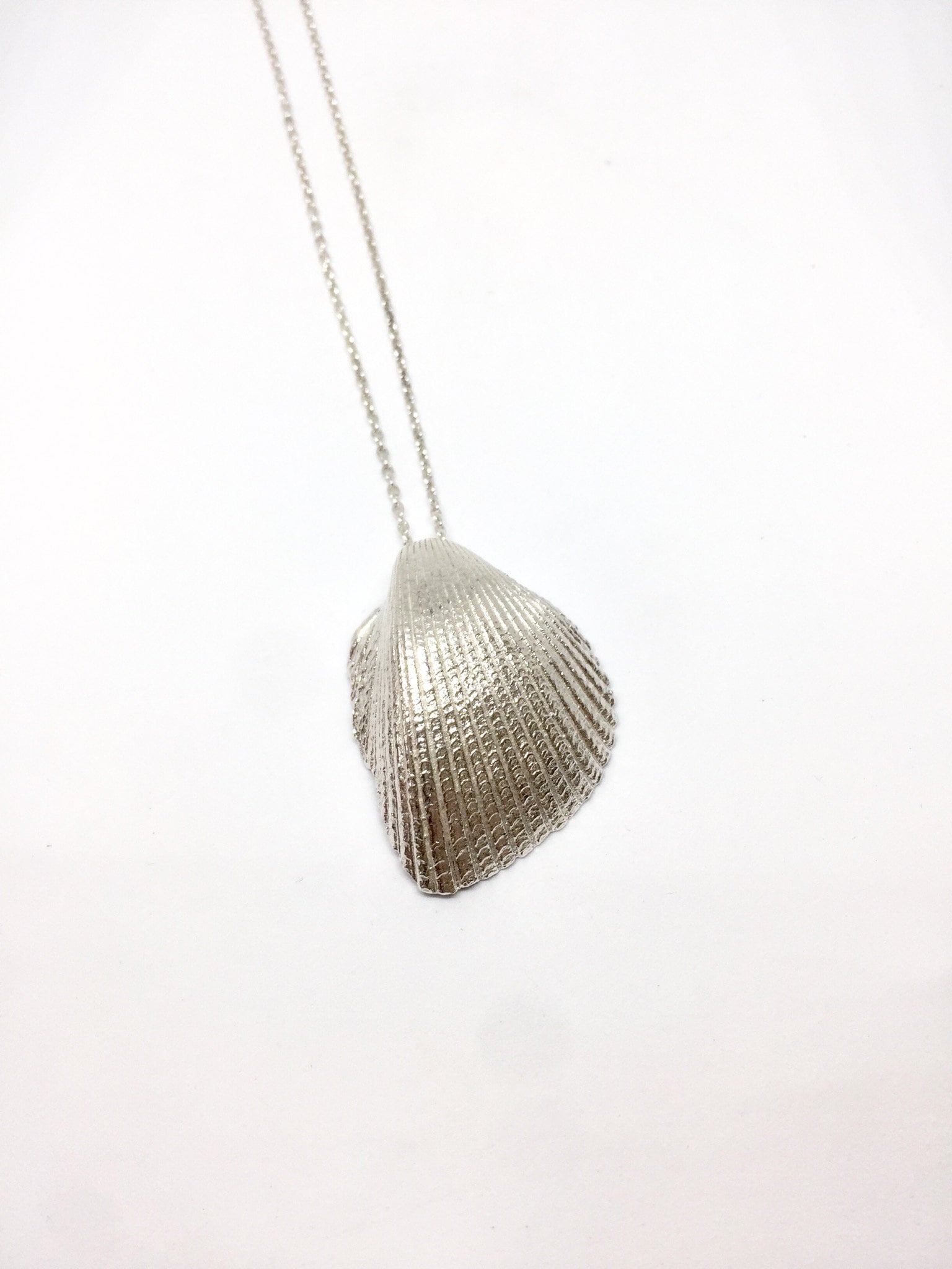 ネックレス・ペンダント Low Tide : 25SS / SHEELL NECKLACE (SILVER) Sea Shell Necklace, Silver Pendant, Silver Shell Necklace