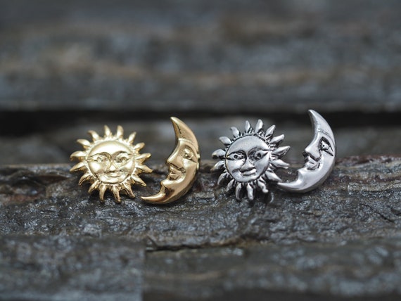 Sun and Moon Earrings stud , 925 Sterling silver, Minimal Jewelry, Silver stud earring, Moon and Sun Jewelry