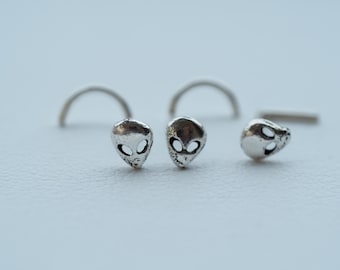 Alien Sterling Silver Nose Stud: 18, 20 Gauge Nose Ring