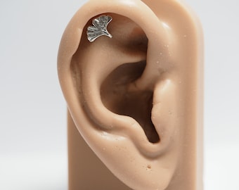 Sterling Silver Ginko Leaf Labret: Surgical Steel Cartilage Earring