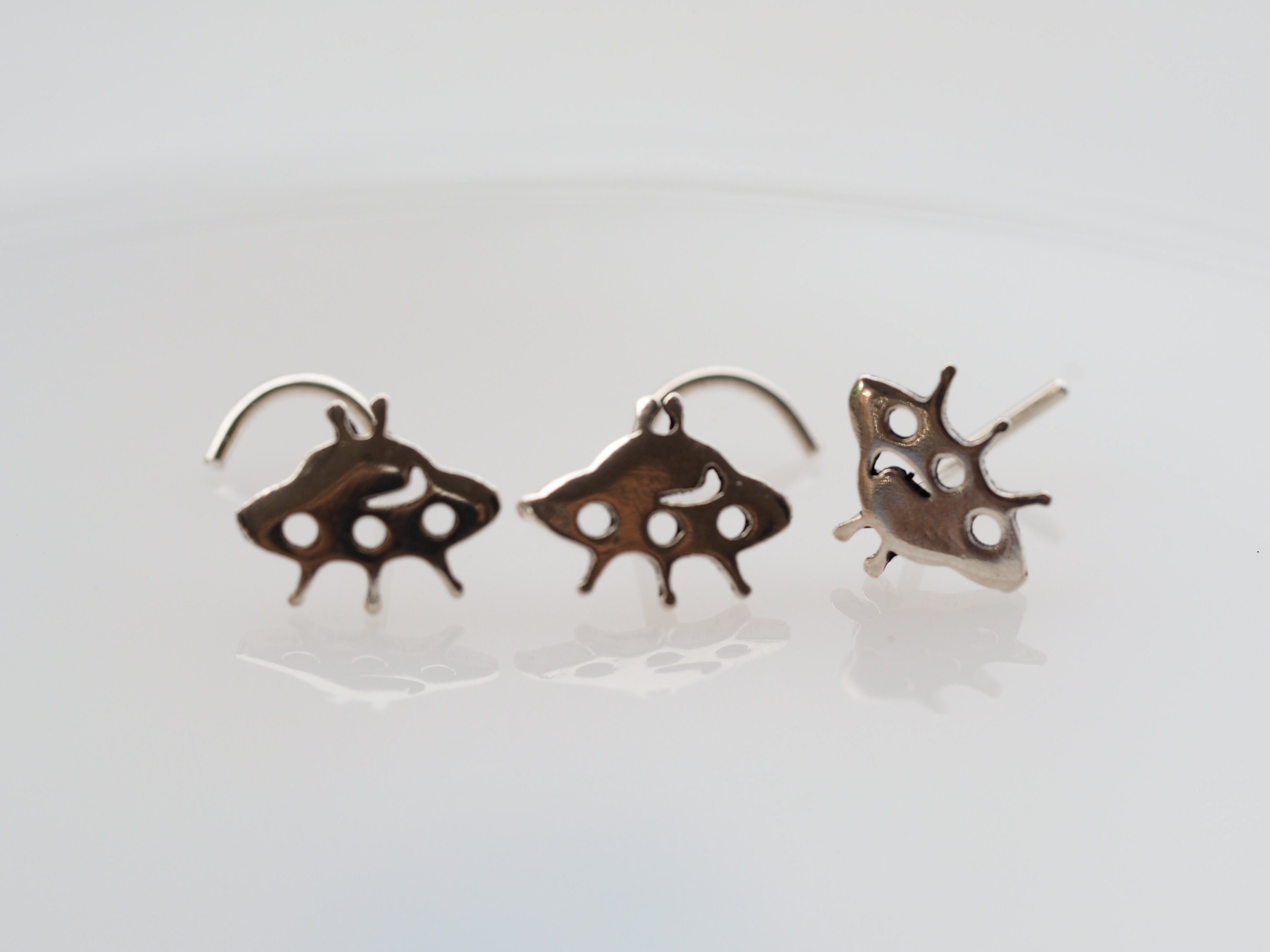 Alien nose deals stud