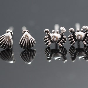 Shell stud Earrring,  Crab stud Earring ,925 Sterling silver, Minimal Jewelry, Silver stud earring, Sterling Silver ,  Birthday Gift