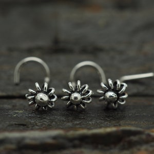 Tiny Bali Flower Oxidized Sterling Silver Nose Stud (20/18 Gauge)
