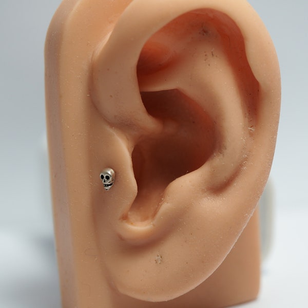 Tête de mort en argent sterling -20 g, 18 g, 16 g Labret en acier inoxydable chirurgical, barre à épingles, dos plat, boucle d'oreille cartilagineuse, bijoux de piercing