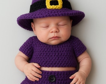 Atuendo para fotografía de bebé recién nacido: sombrero de bruja y cubierta de pañal con volantes.