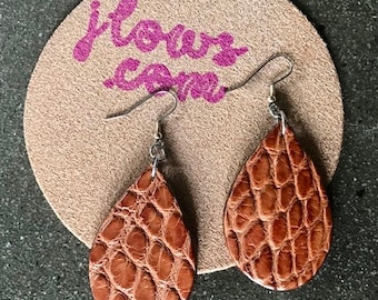 Alligator and Real Leather Boho Teardrop Earrings Medium Length, Brown gator earrings, real gator earrings, gator and leather earrings