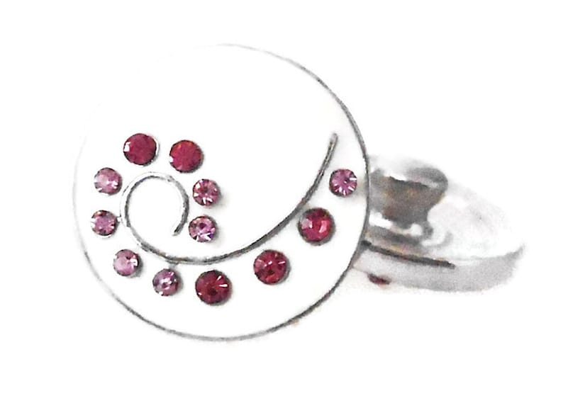 Snap button jewelry,Pink Curl Crystal,snap charm,fits on Ginger snaps jewelry,magnolia and vine snaps,18mm,snap jewelry,good beads snaps,