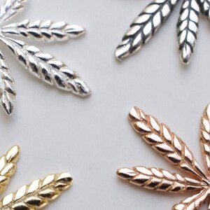 Sterling Silver Cannabis Leaf Charm Bracelet – Marijuana Jewelry immagine 5