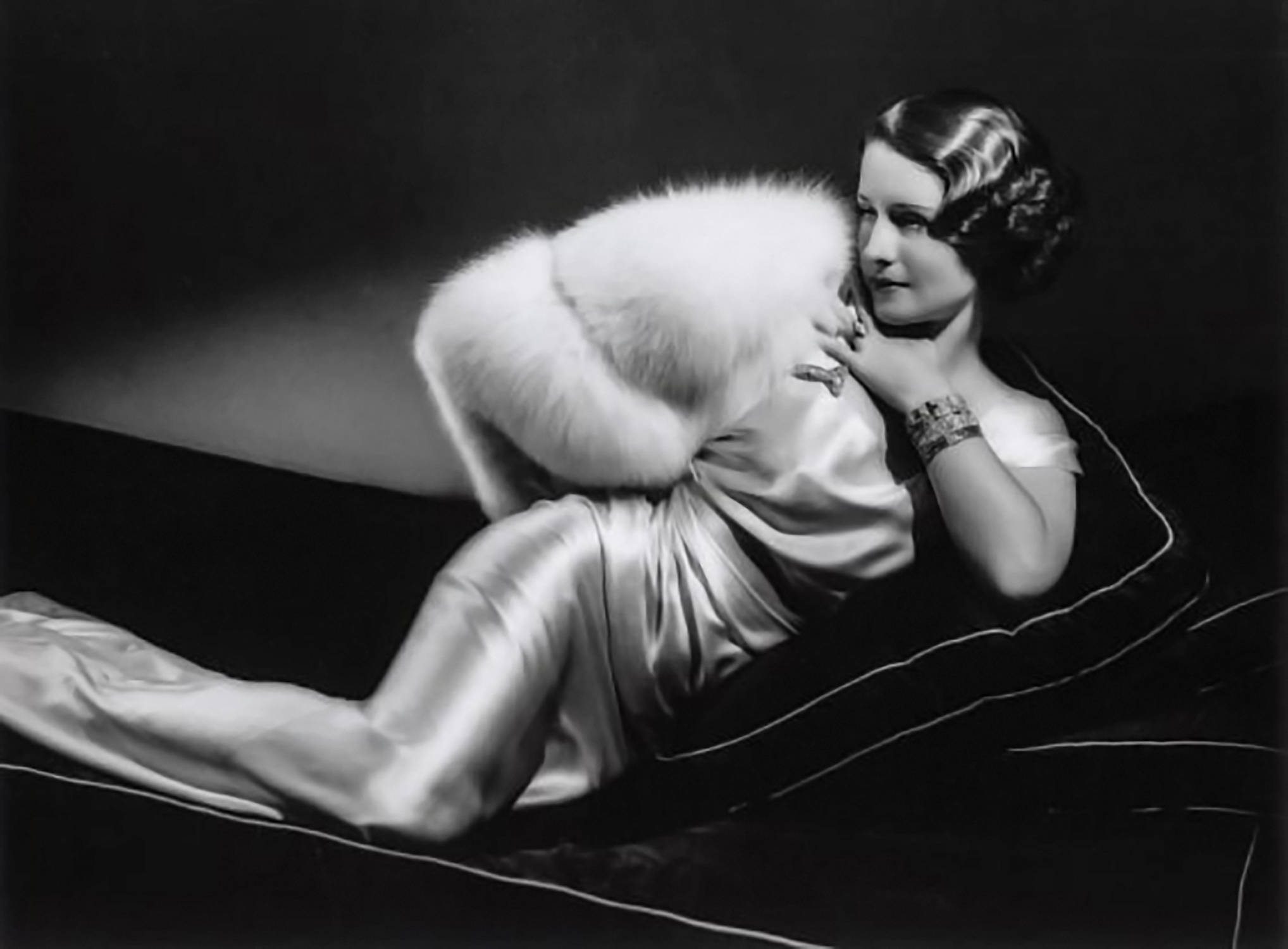 Norma Shearer Actress and Hollywood Star 16 Photo Trading Cards Set