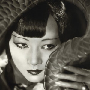 Anna May Wong - Chinese-American Actress and Model - 8 Photo Trading Cards