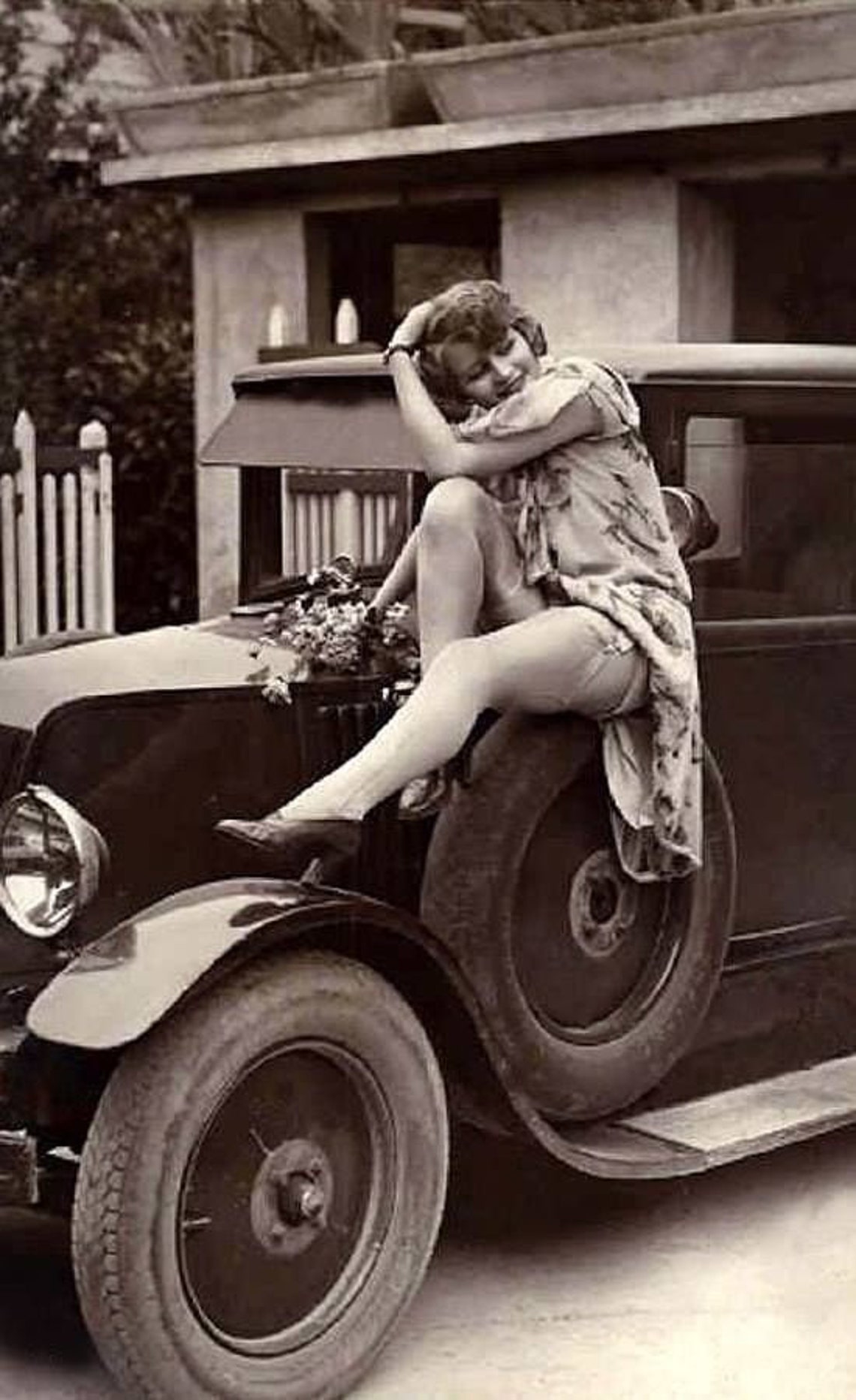 Women In Vintage Photography Classic Fashion And Style 16 Photo 