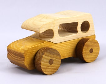 Wooden Toy Car: Speedy Wheels Collection Minivan, Shellac Finish