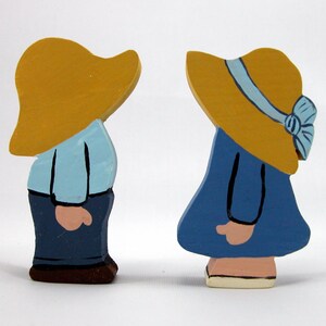 Handmade Wood Blue Dutch Farm Boy and Girl Figurines Hand Painted Knick Knack Country Farmhouse Home Decor