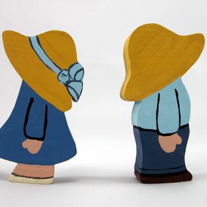 Handmade Wood Blue Dutch Farm Boy and Girl Figurines Hand Painted Knick Knack Country Farmhouse Home Decor