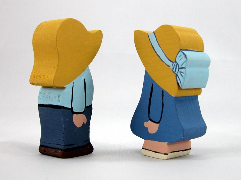 Handmade Wood Blue Dutch Farm Boy and Girl Figurines Hand Painted Knick Knack Country Farmhouse Home Decor