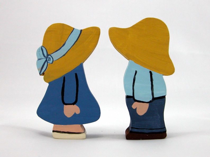Handmade Wood Blue Dutch Farm Boy and Girl Figurines Hand Painted Knick Knack Country Farmhouse Home Decor