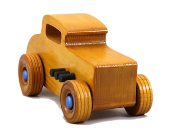 Wooden Toy Car: 1932 Hot Rod Deuce Coupe