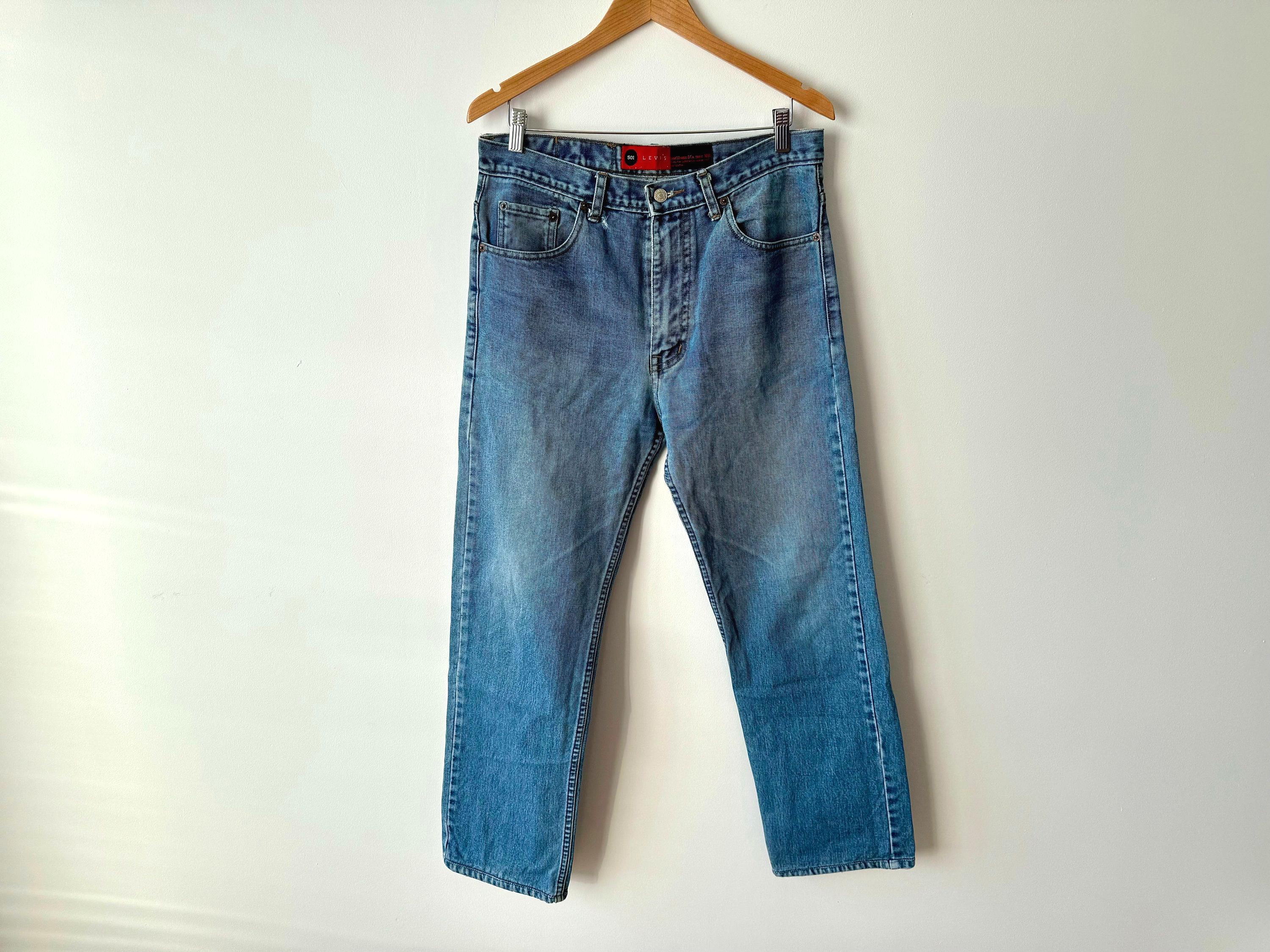ビンテージLEVIS 501xx W35 L34 Vintage Levis 501 Jeans: Blue Denim, Button Fly, W35 L34 - Etsy