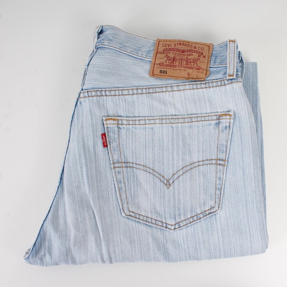 levi hipster jeans