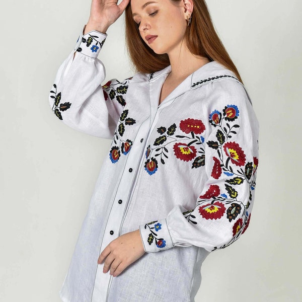 Blair Embroidered Sailor Collar Top