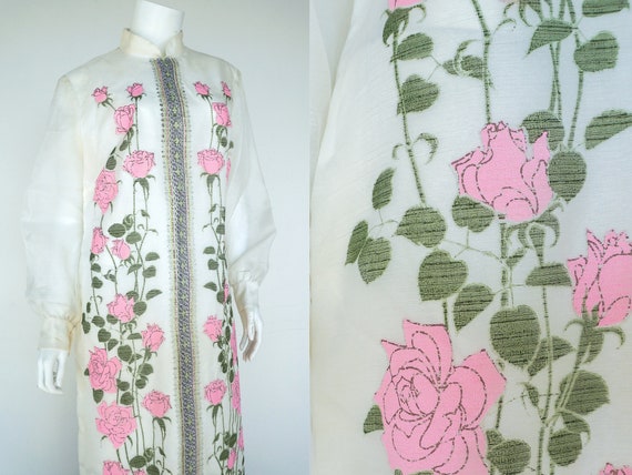 Alfred Shaheen 1970s Dress / Caftan Rose Pattern