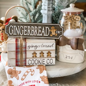 Gingerbread decor / Gingerbread dr road sign / Farmhouse decor / tiered tray decor / Christmas decor / Christmas sign