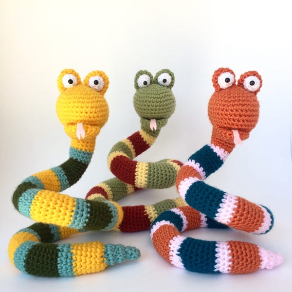 Amigurumi crochet pattern: Snake