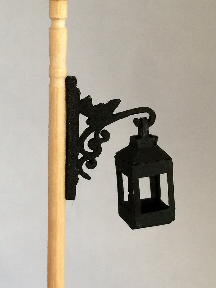 Quarter Scale Set of 2 Hanging Lanterns Kit (1:48) Dollhouse Miniatur…