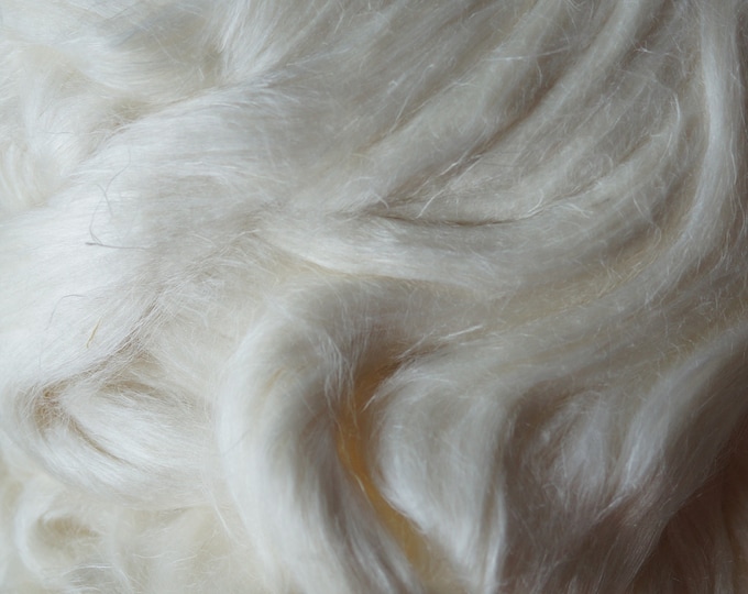 Tussah Silk Bleached with linen roving from Ashford