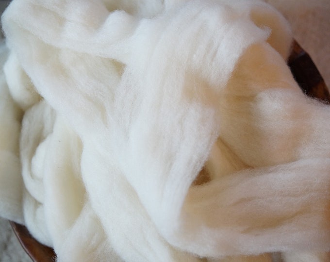 Bailey Farm Merino Pin Drafted natural white wool roving from our American farm