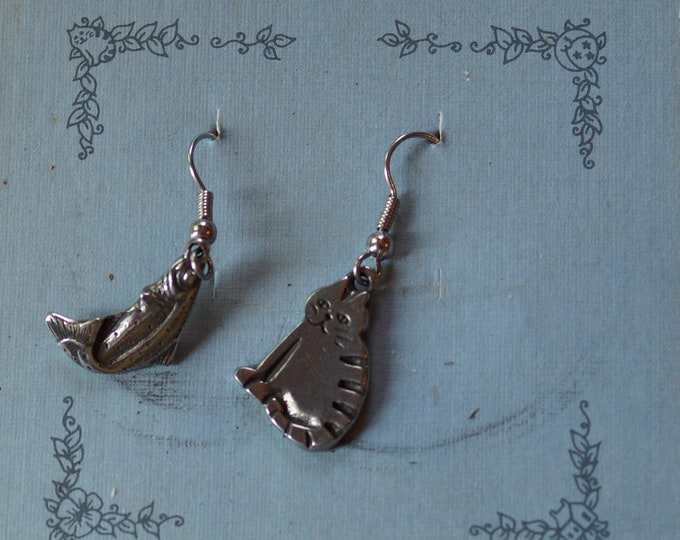 Danforth Barn Cat and Trout wire pewter dangle earings, made in the USA