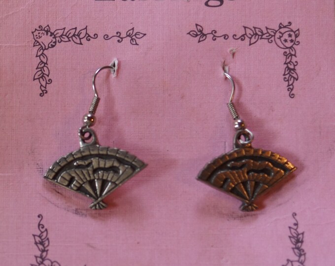 Fan earrings from Danforth pewter wire dangle vintage new