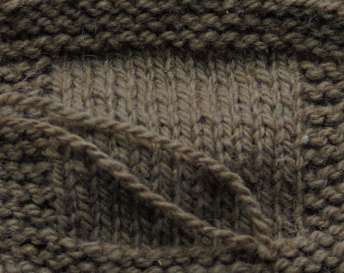 Cocoa worsted weight 2 ply soft wool farm yarn from our American farm free shipping offer