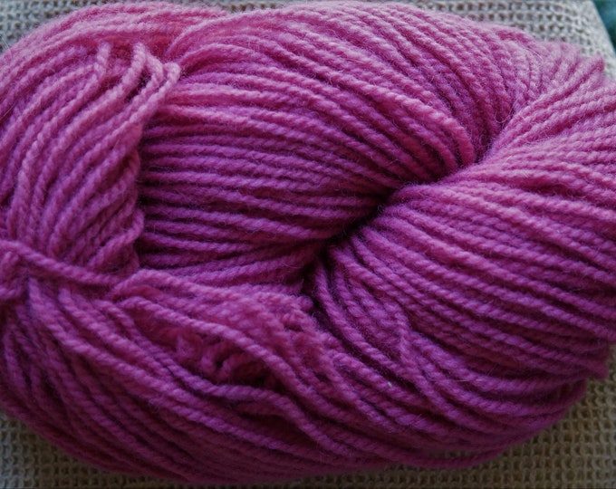 Cochineal kettle dyed worsted weight 2 ply wool yarn free shipping offer American wool