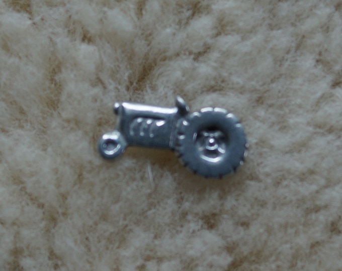 Danforth Button: TRACTOR  pewter shank button