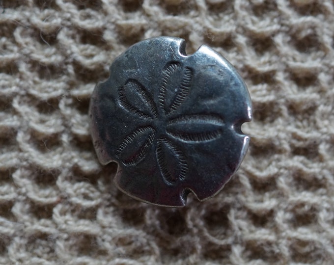 Sand Dollar button pewter vintage Danforth made in the USA